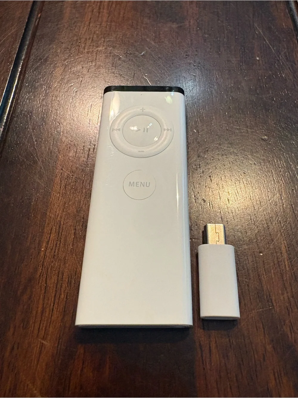 Apple IR Remote (Model A1156), classic white  with Micro USB Adapter
